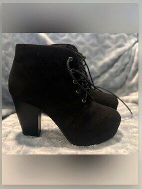 Forever 21 Black Suede Lace-Up Block Heel Ankle Boots